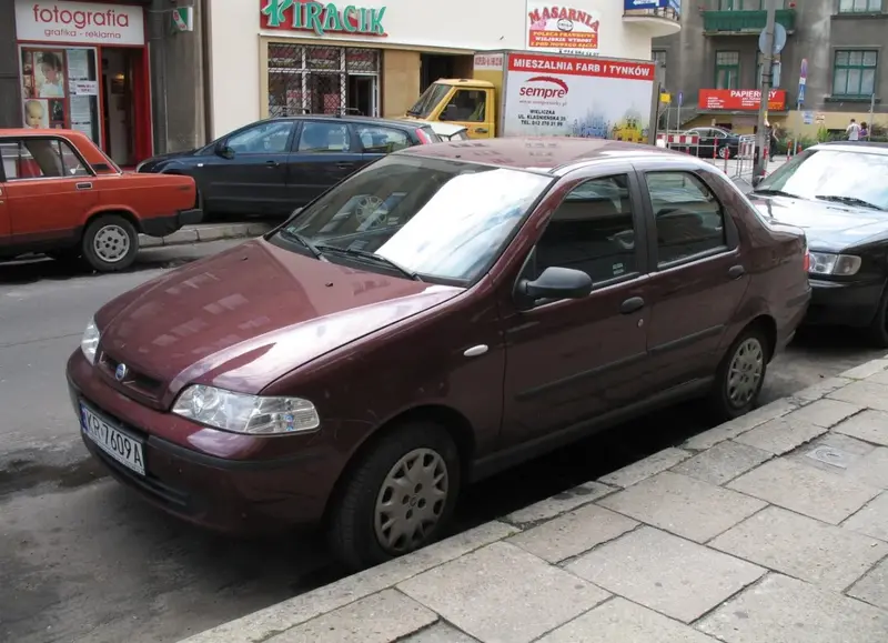 Fiat Albea - 2