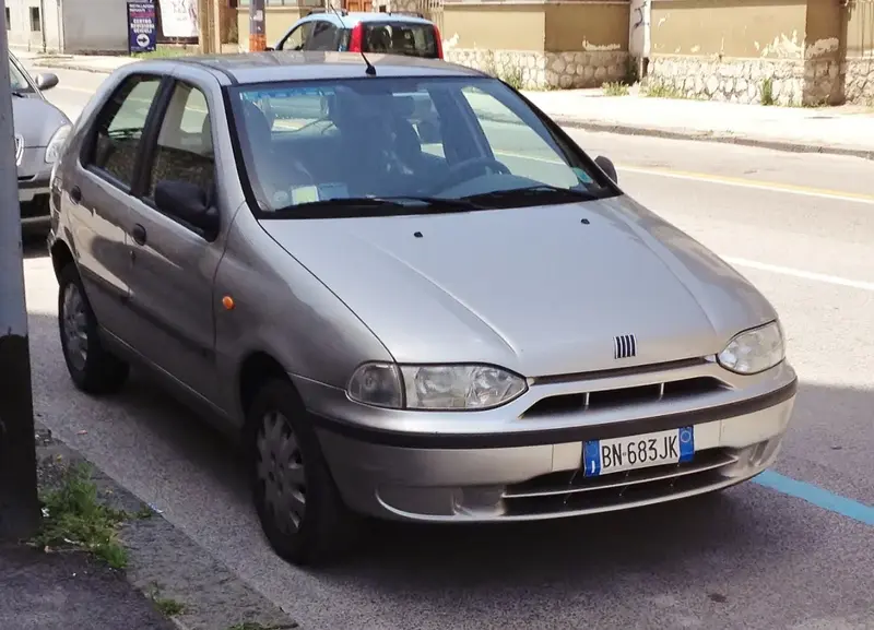 Fiat Palio - 2