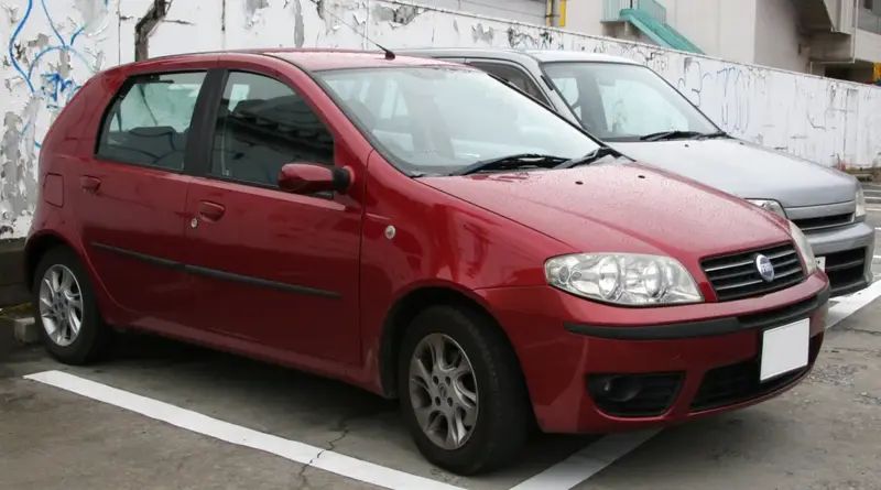 Fiat Punto Punto II (188, facelift 2003) 5dr