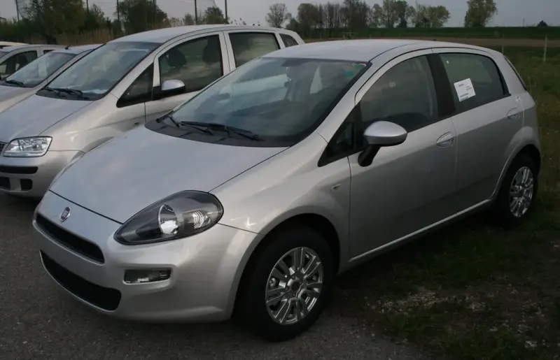 Fiat Punto - 2