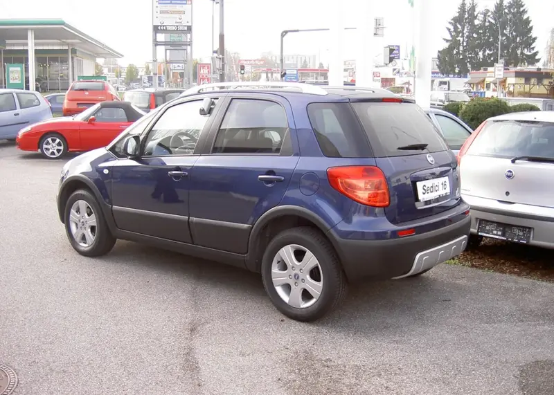Fiat Sedici - 4