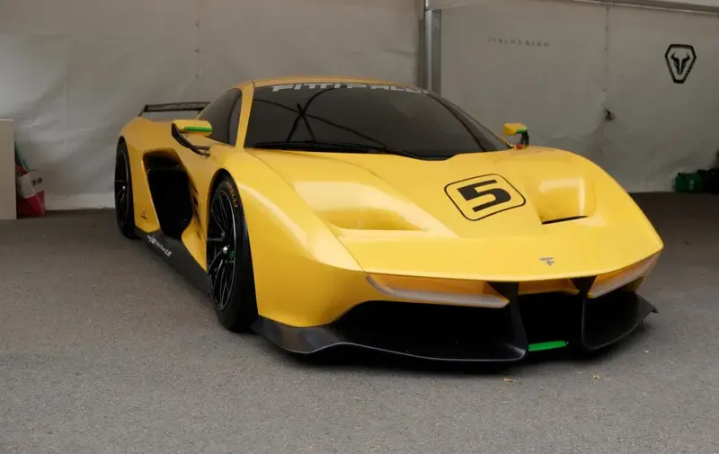 Fittipaldi EF7 - 6
