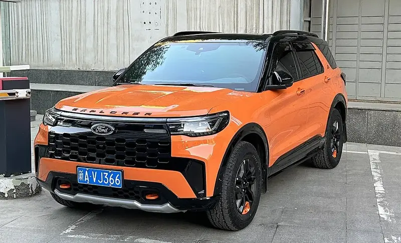 Ford Explorer - 3