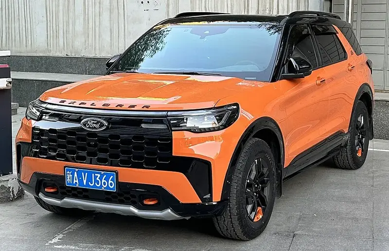 Ford Explorer - 4