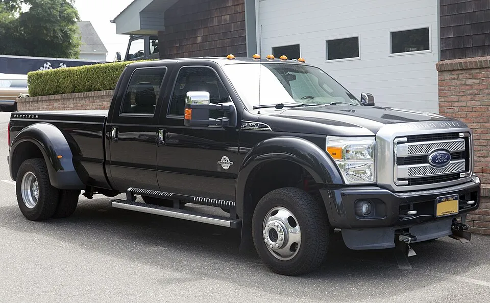 Ford F-450 Super Duty F-450 Super Duty V Crew Cab Long box