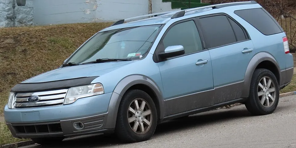 Ford Taurus X Taurus X 3.5i V6 (260 bg) AWD - görsel 5