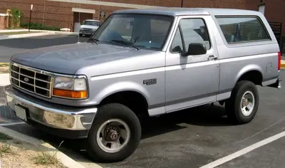 Ford Bronco Bronco V