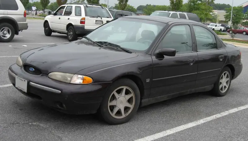 Ford Contour - 1