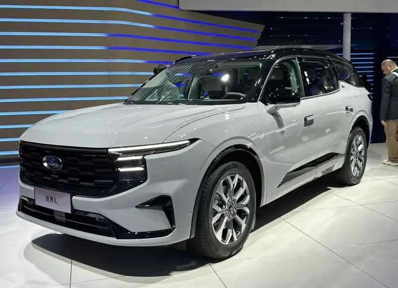 Ford Edge - 2