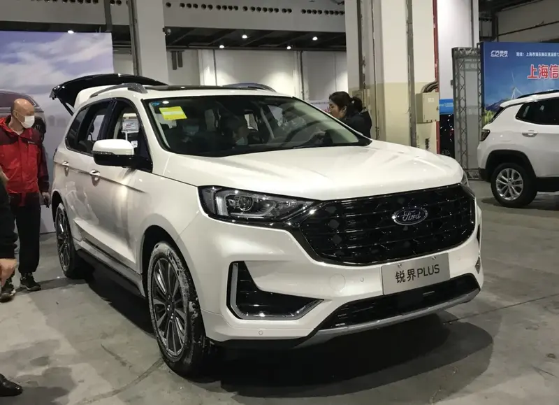 Ford Edge - 5