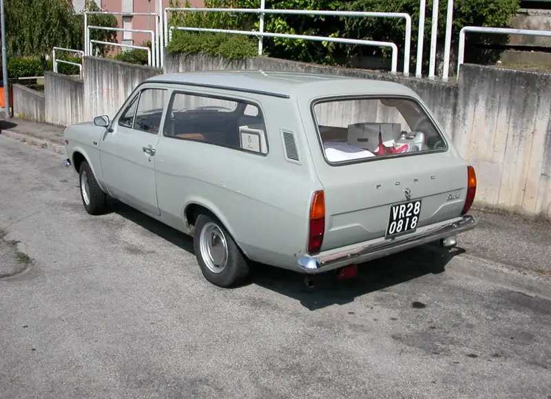 Ford Escort - 2