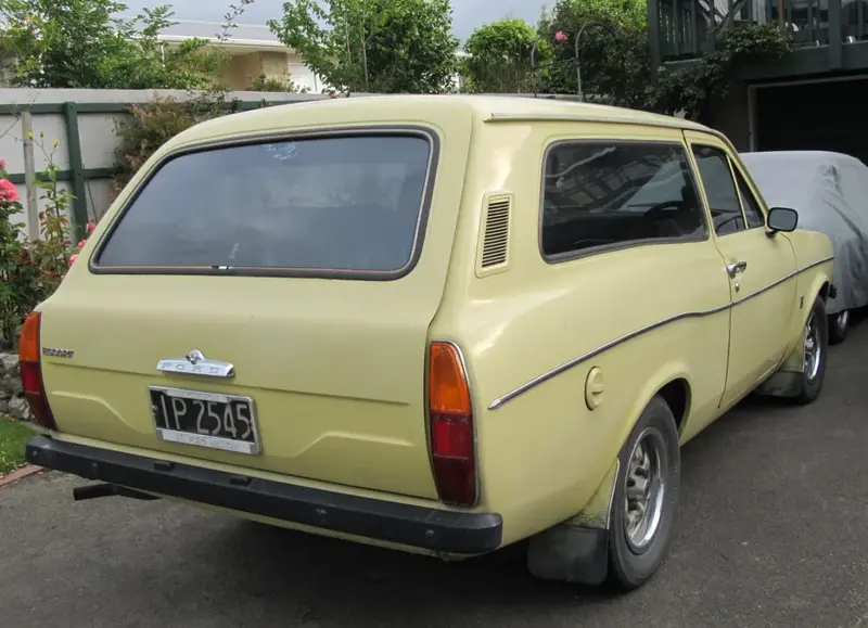 Ford Escort - 3