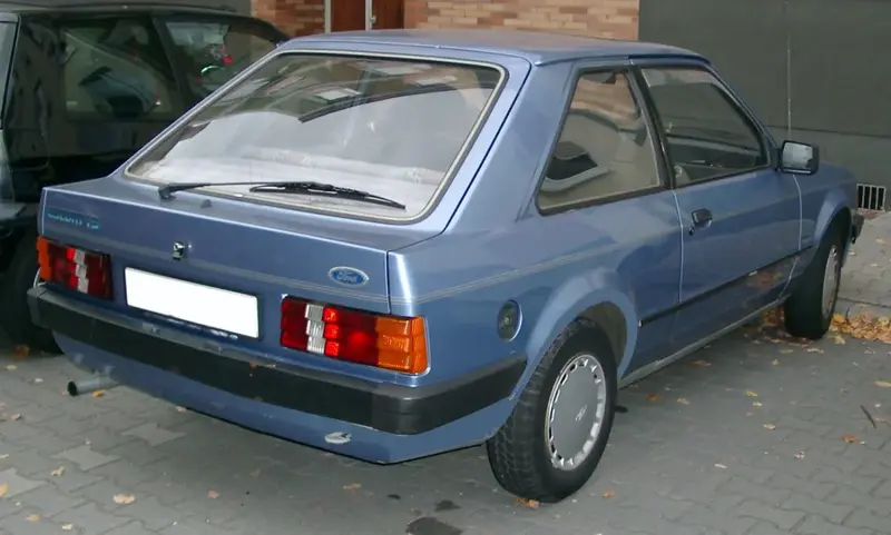Ford Escort - 2