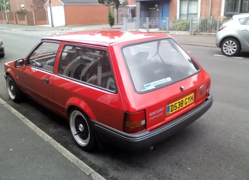 Ford Escort - 2