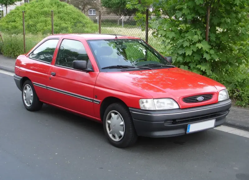Ford Escort - 2