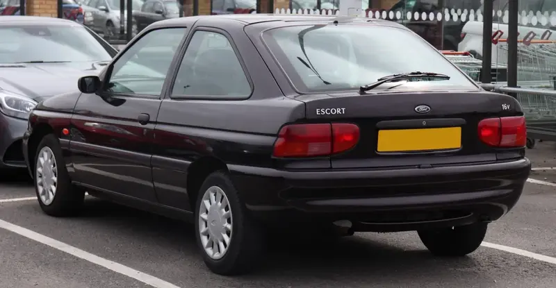 Ford Escort - 4