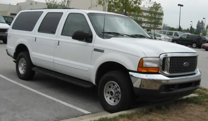 Ford Excursion - 2