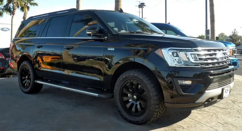 Ford Expedition - 2
