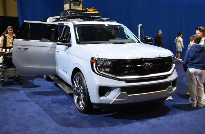 Ford Expedition - 3