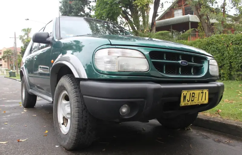 Ford Explorer - 2