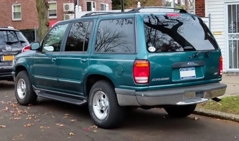 Ford Explorer - 6