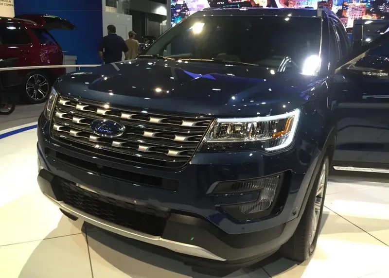 Ford Explorer - 3