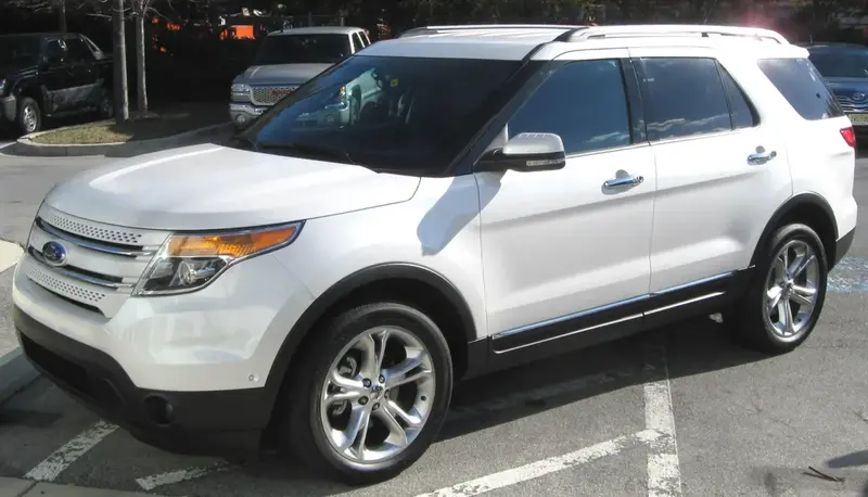 Ford Explorer - 3