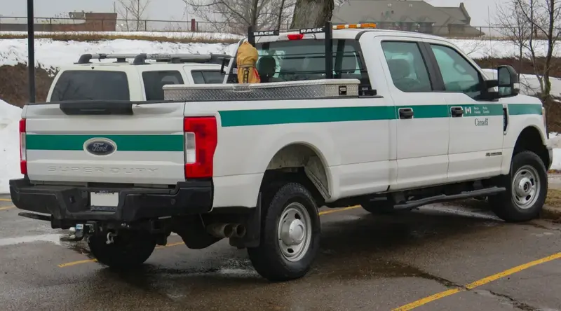 Ford F-350 Super Duty - 4