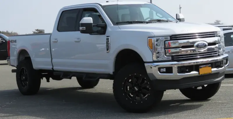 Ford F-350 Super Duty - 6