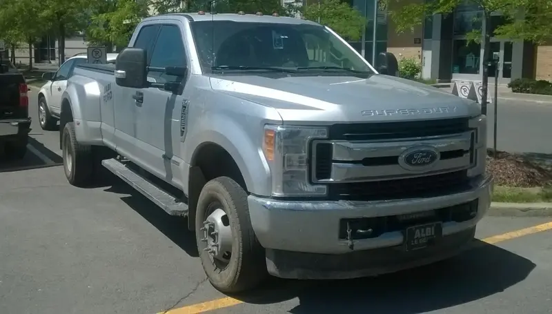 Ford F-350 Super Duty - 2