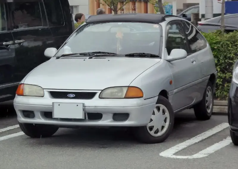 Ford Festiva - 5