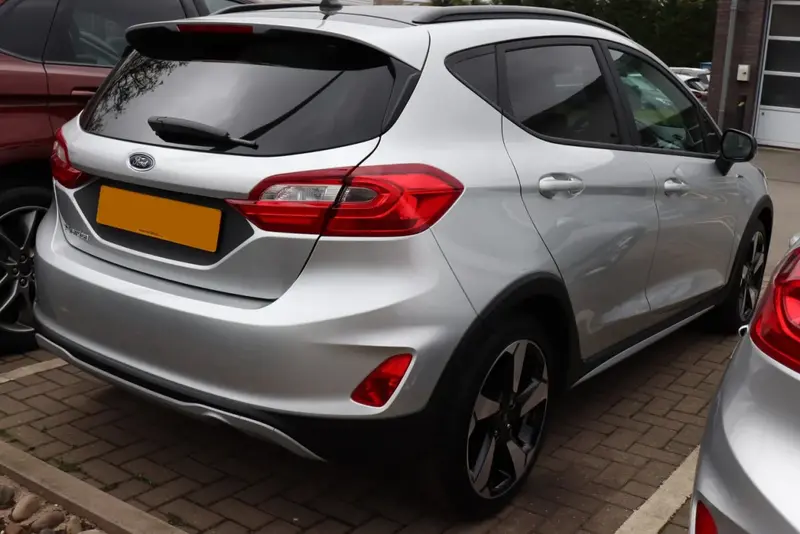 Ford Fiesta - 2