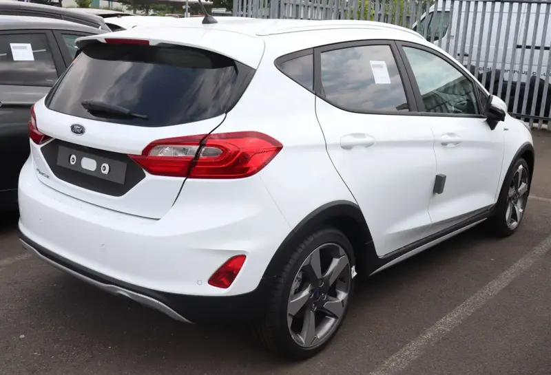 Ford Fiesta - 4