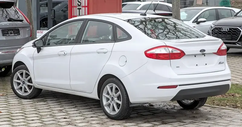 Ford Fiesta - 5