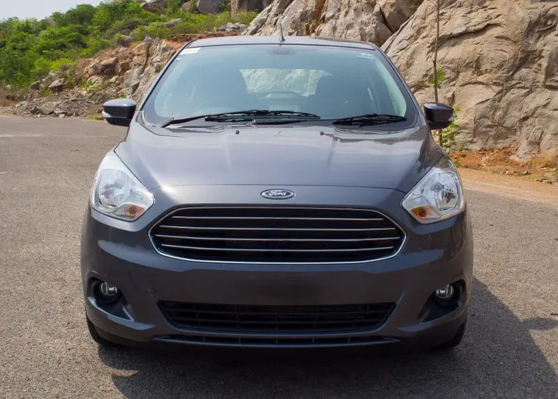 Ford Figo - 2