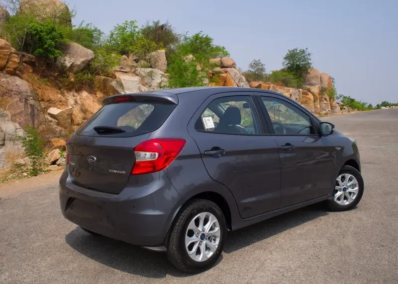Ford Figo - 3