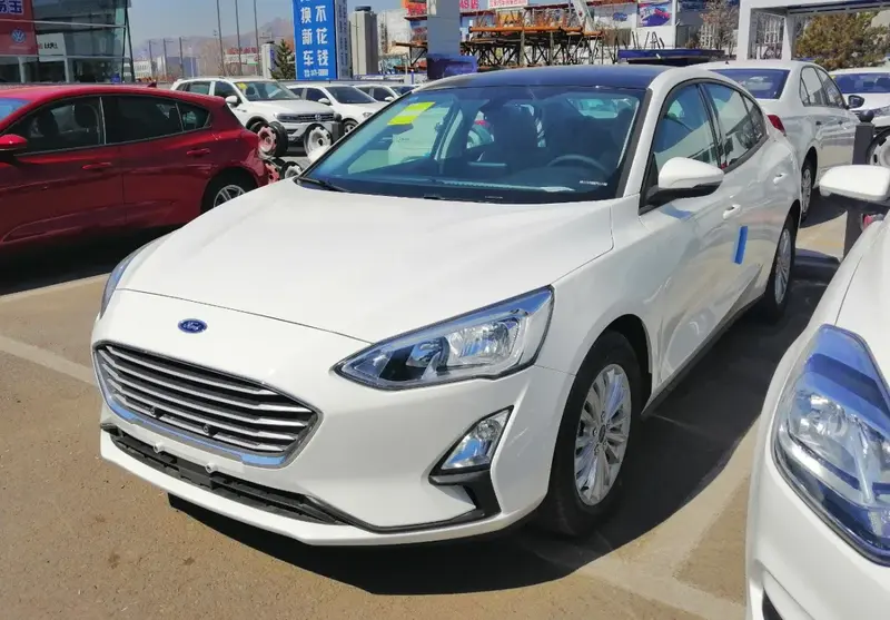 Ford Focus - 2