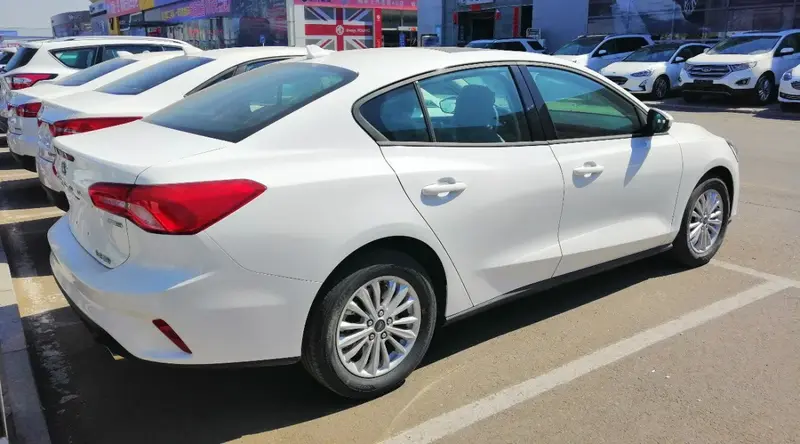 Ford Focus - 3