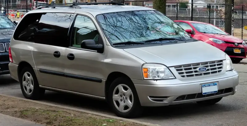 Ford Freestar - 3