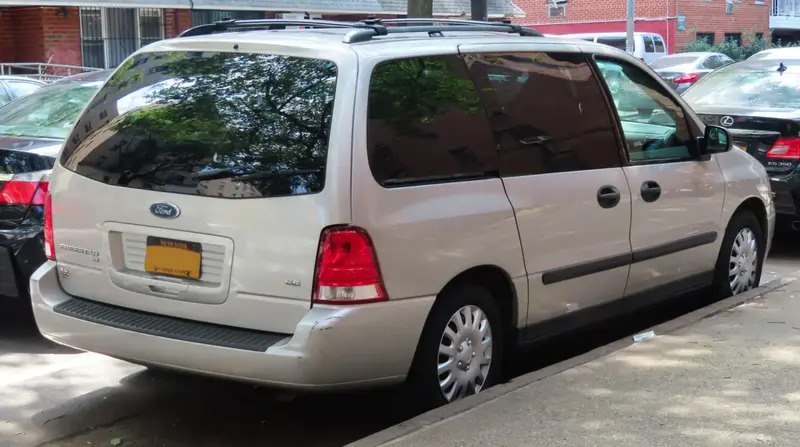 Ford Freestar - 4
