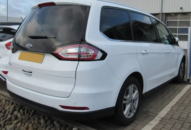 Ford Galaxy - 4