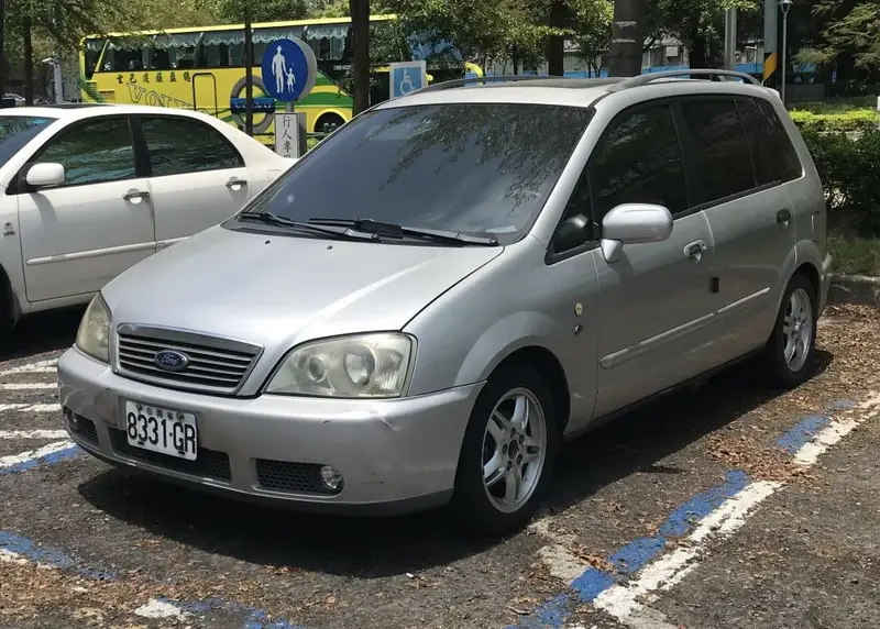 Ford Ixion - 1