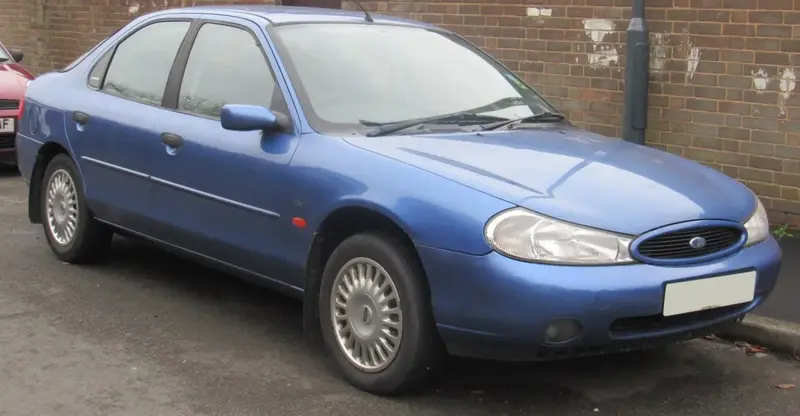 Ford Mondeo Mondeo I Hatchback (facelift 1996)