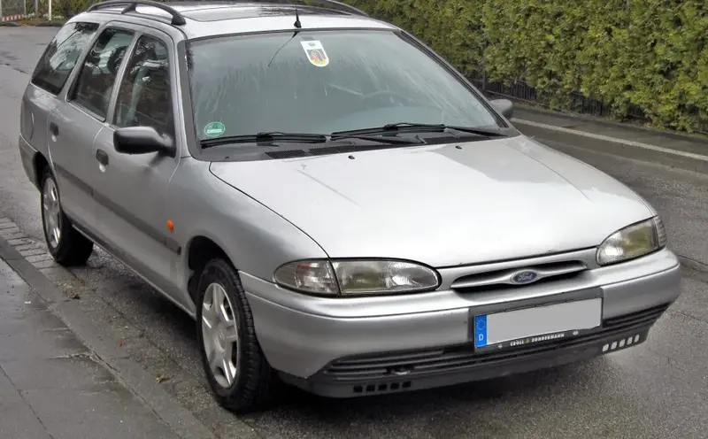 Ford Mondeo Mondeo I Wagon