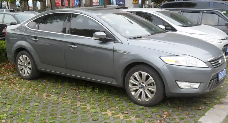 Ford Mondeo Mondeo III Sedan