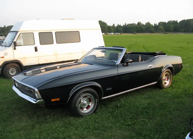 Ford Mustang - 2