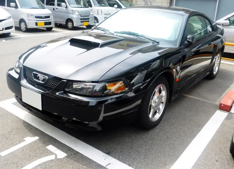 Ford Mustang - 3