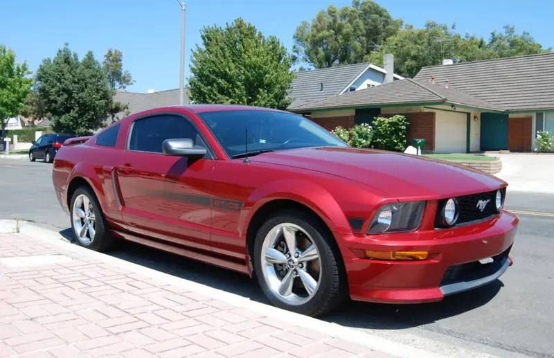 Ford Mustang - 5