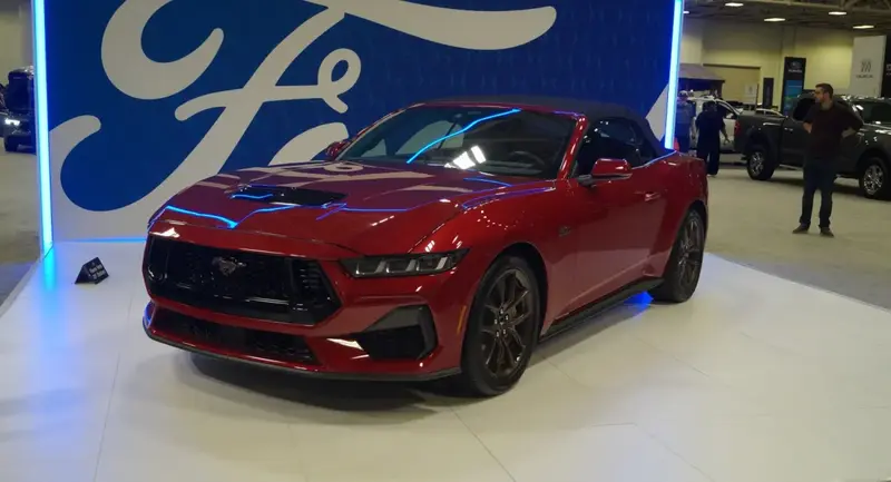 Ford Mustang - 6