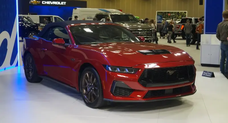 Ford Mustang - 5